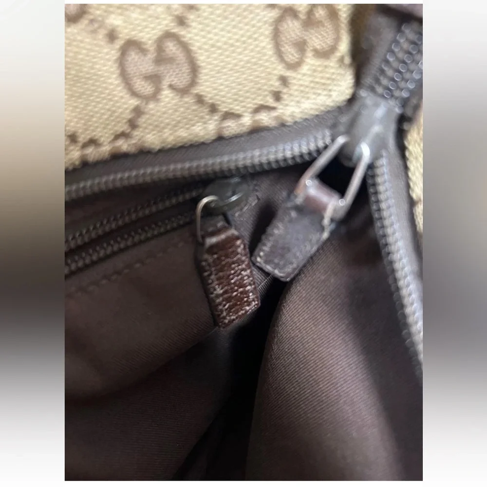 Gucci Beige and Brown Monogram Bag - Picture 3 of 5